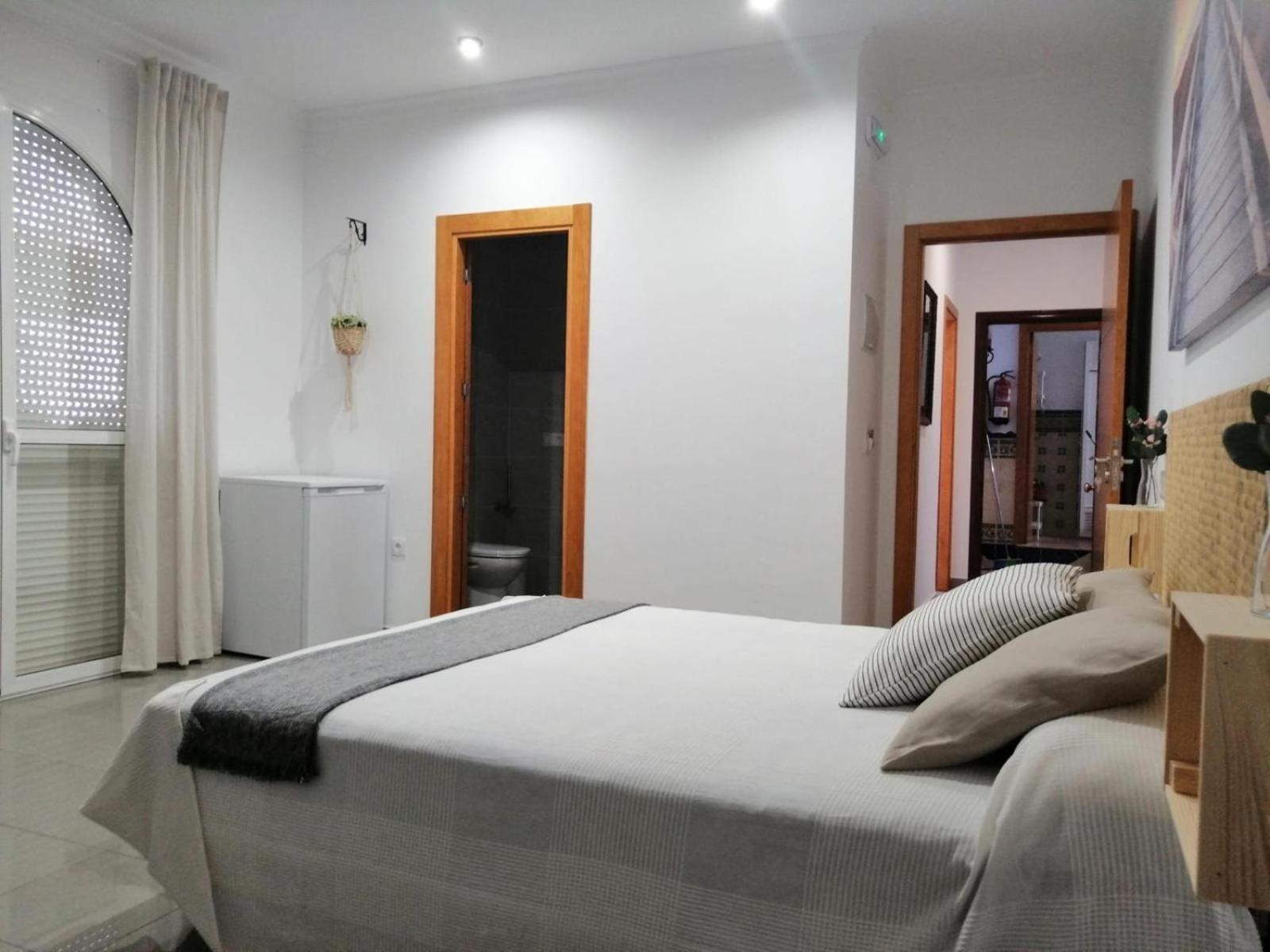 Hostal La Tarayuela Barbate Extérieur photo